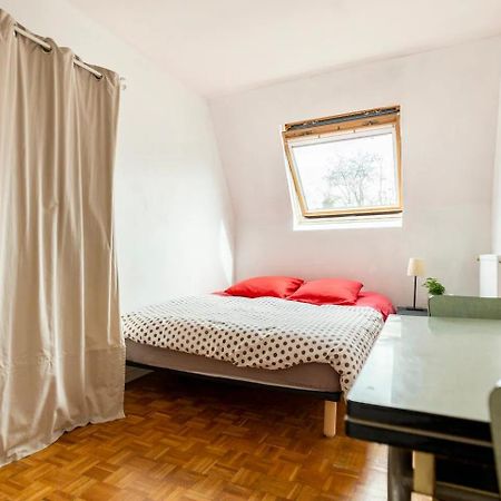 Chambre 2 Pers, Repas Et Taxi Cdg Extra Aulnay-sous-Bois Exterior foto